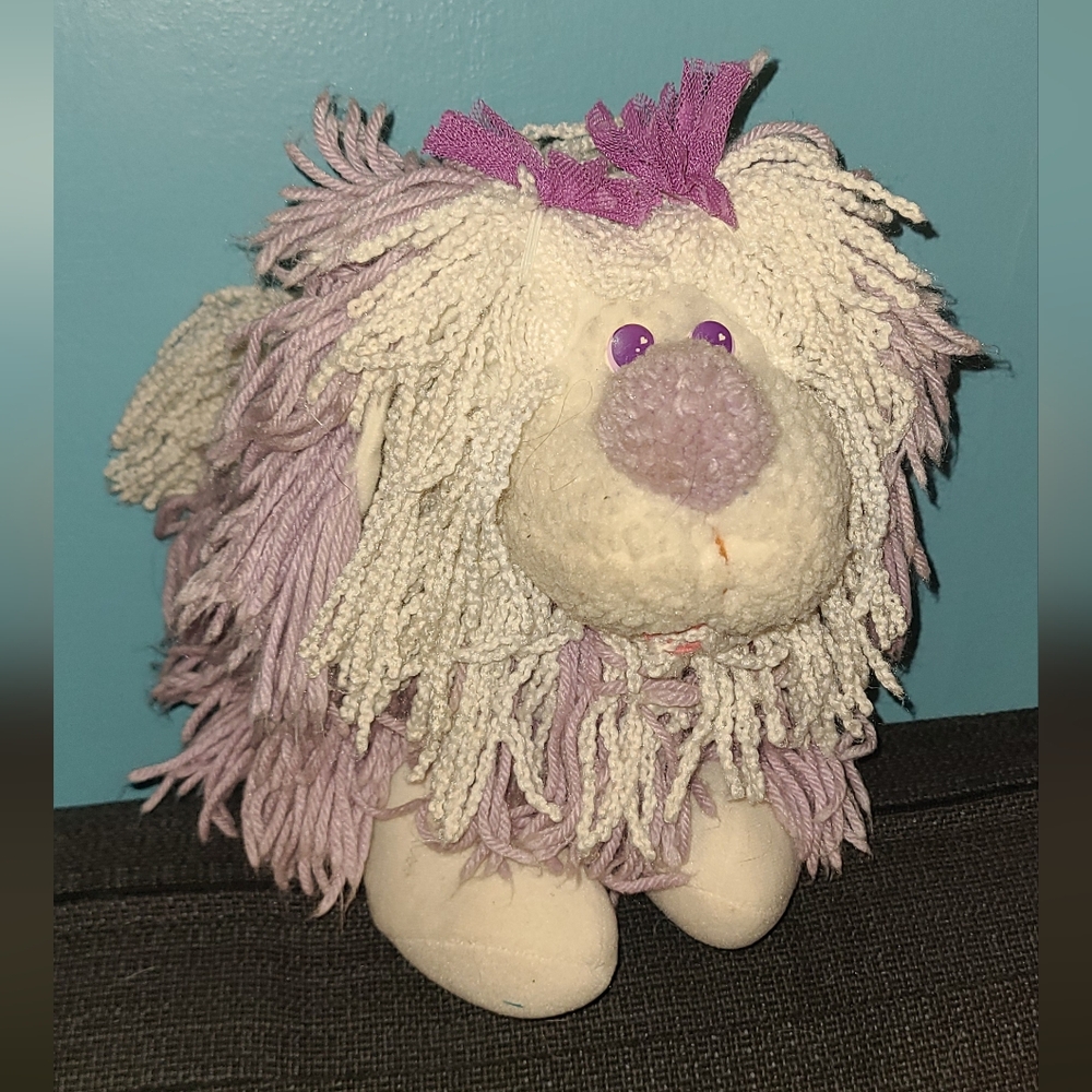 Fluppy Dogs Purple Yarn Plush Vintage